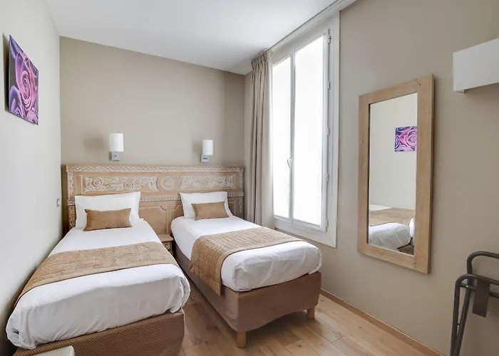 Du Printemps Hotel 2*