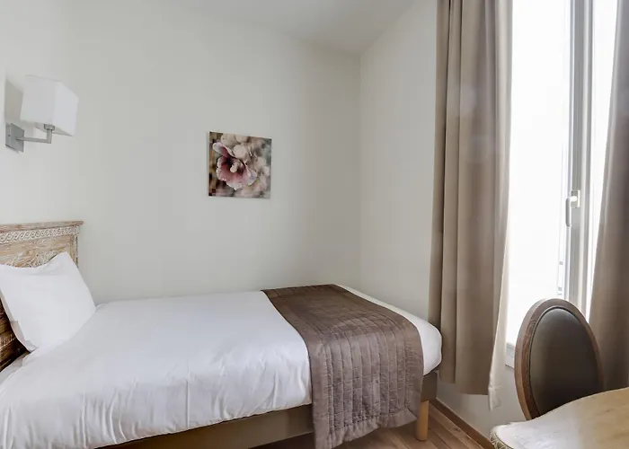 Hotel Du Printemps París