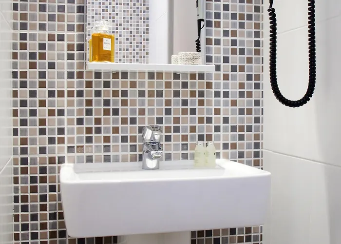 Du Printemps 2* París