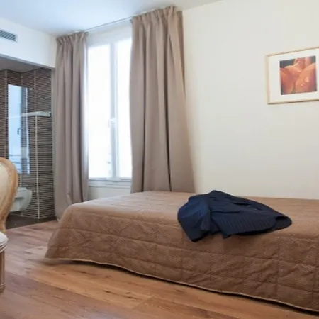 Hotel Du Printemps Paris