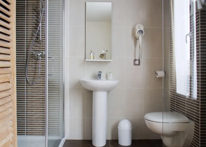 Du Printemps Ξενοδοχείο 2*