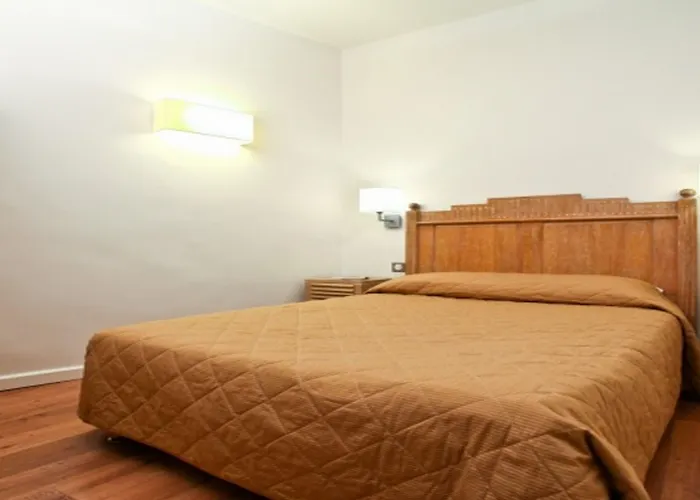 Hotel Du Printemps Paris